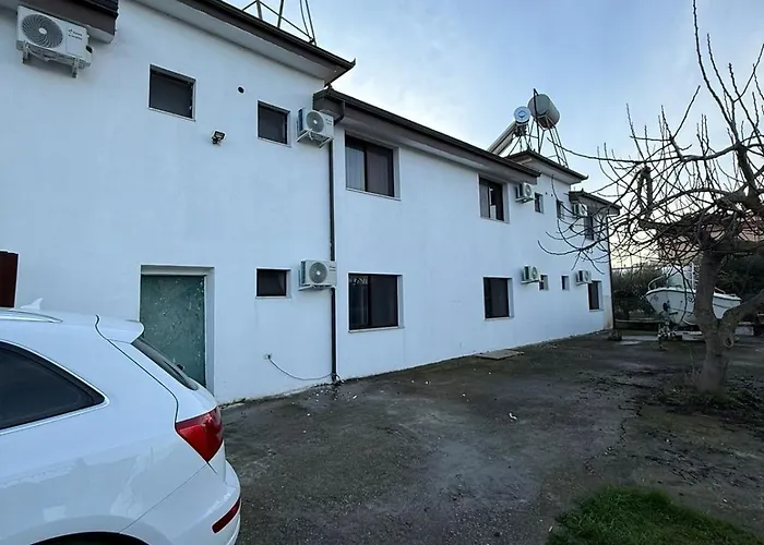 Orestiada Gasthuis Kavaje